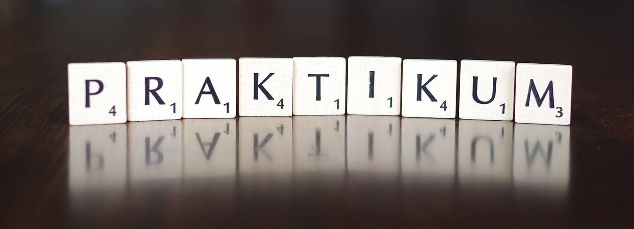 Jak napisać ocenę dorobku zawodowego nauczyciela stażysty aby była wartościowa?